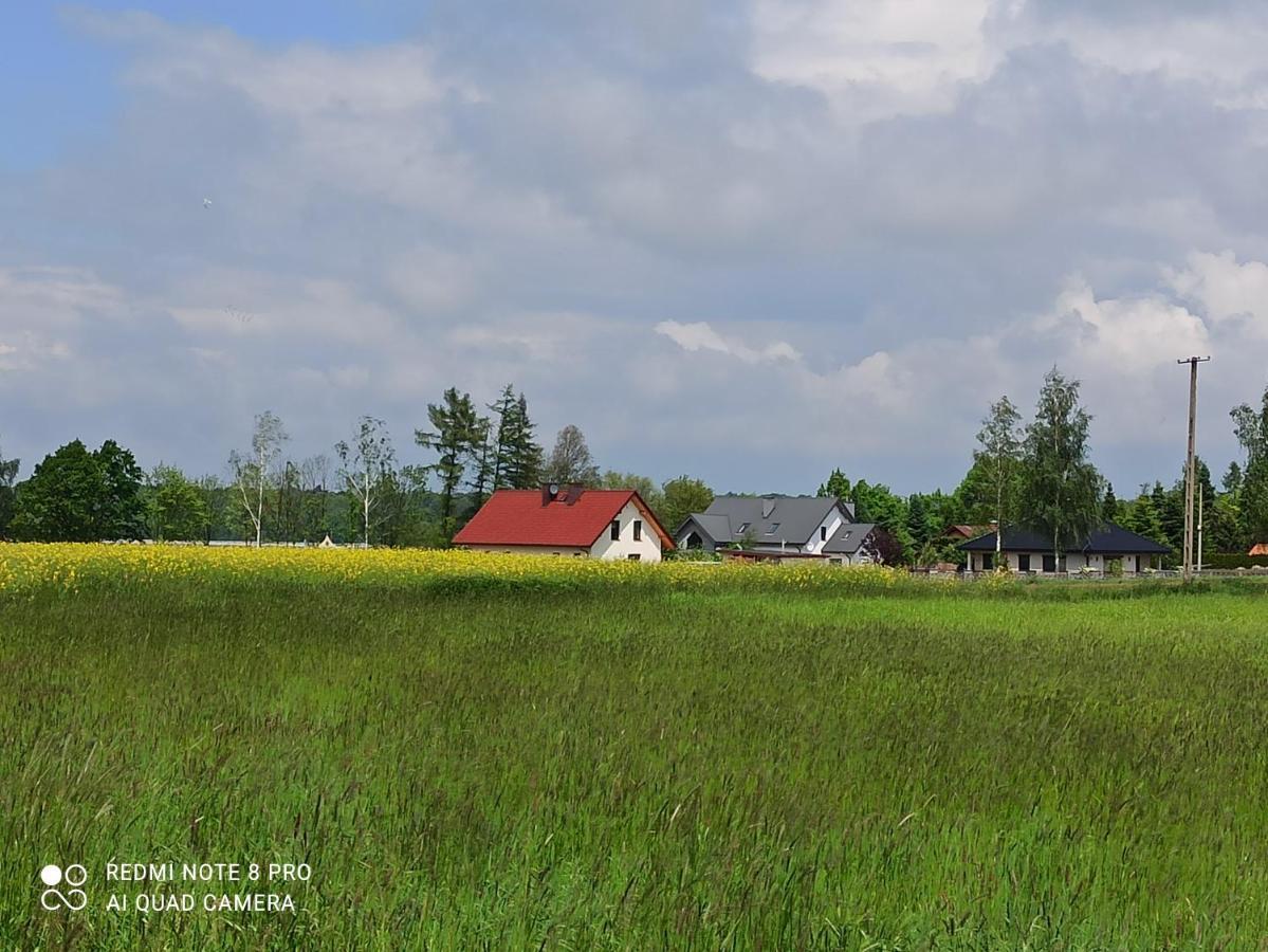 Dom Z Ogrodem Villa Laka  Buitenkant foto